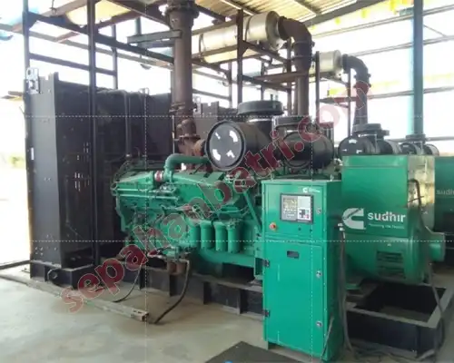 بررسی ولتاژ باتری